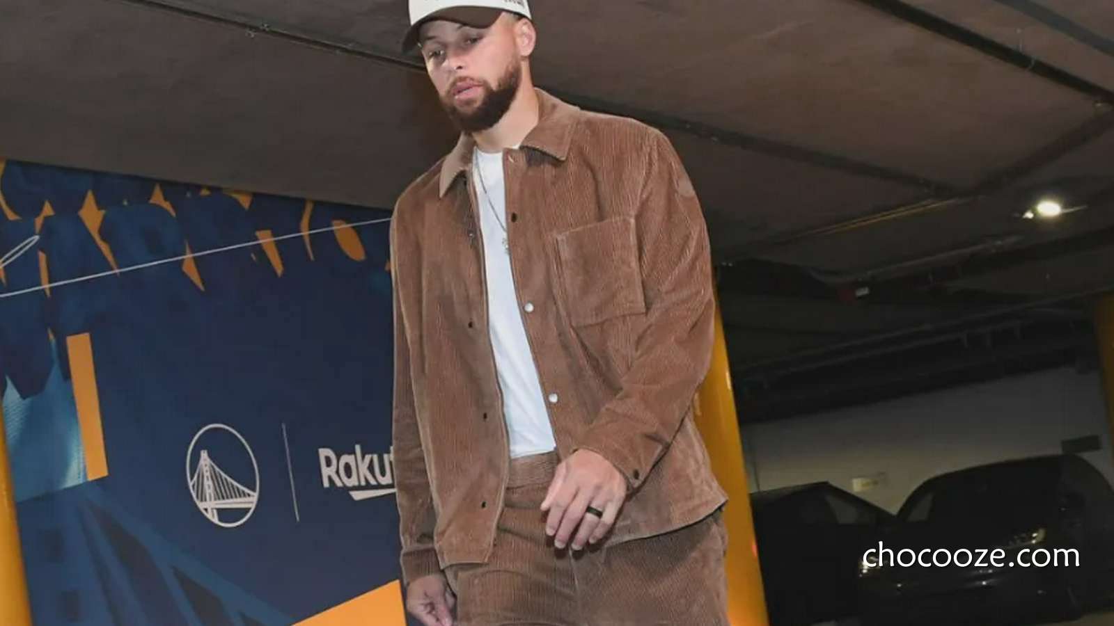 乐鱼体育专业分析：队记｜库里亲承自己因右膝持续性伤势 复出时间还得再推迟一阵