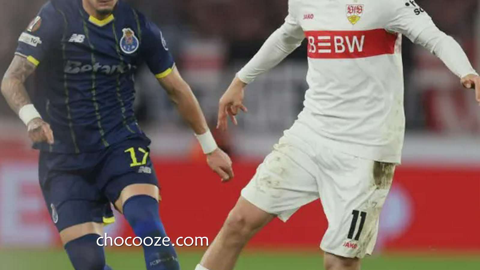 乐鱼体育特别点评：半场战报-墨菲+莫拉连击、昂达夫扳回1球，斯图加特暂1-2波尔图